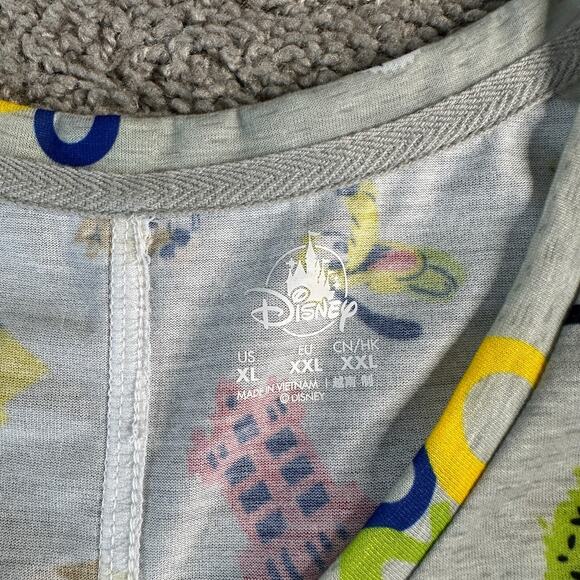 Disney Shirt Womens Extra Large Gray AOP 2020 Magic Kingdom Cast V Neck Ladies - Picture 4 of 12